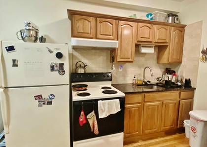 394 Graham Avenue - Photo 1