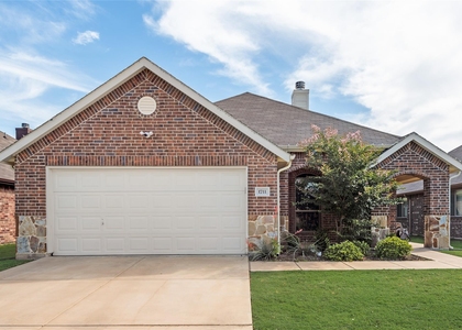1711 Wooley Way - Photo 1