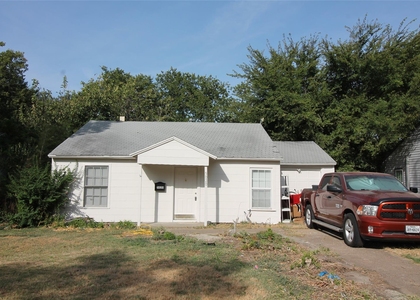 5020 Cedar Hill Road - Photo 1