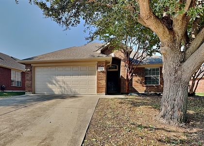1112 Seider Lane - Photo 1