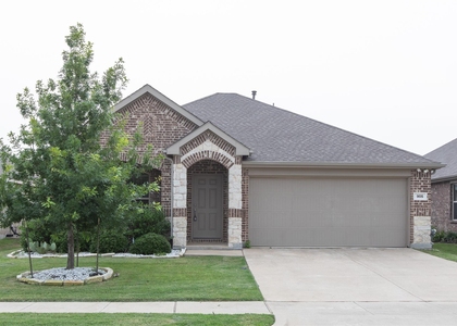 905 Silverbell Street - Photo 1