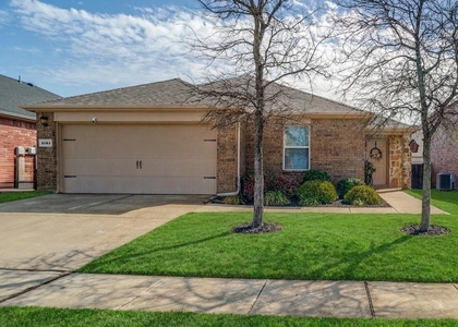 1404 Marble Street - Photo 1