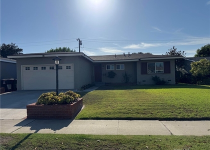 309 Russell - Photo 1