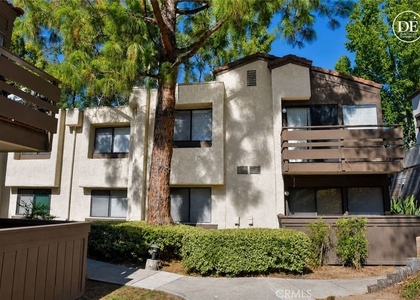 22733 Lakeway - Photo 1