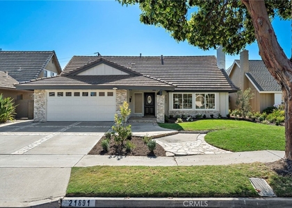 21891 Starfire - Photo 1