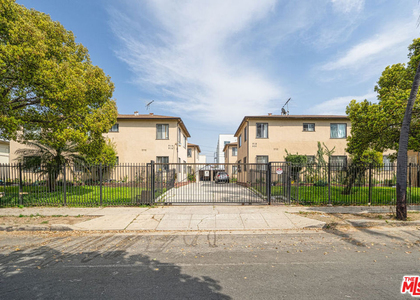 914 S Gramercy Drive - Photo 1