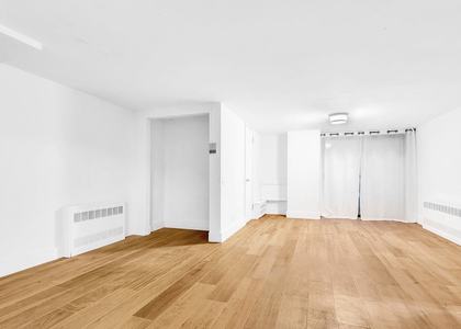 226 East 25th Street - Photo 1