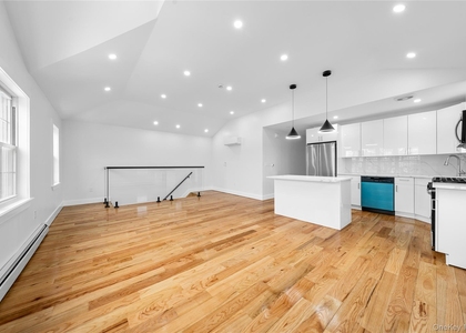 24533 147 Road - Photo 1