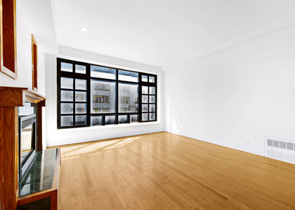 East 57th Street & Lexington a - Photo 1