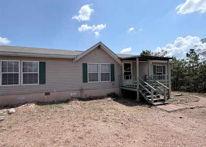 157 Lakeside Dr - Photo 1