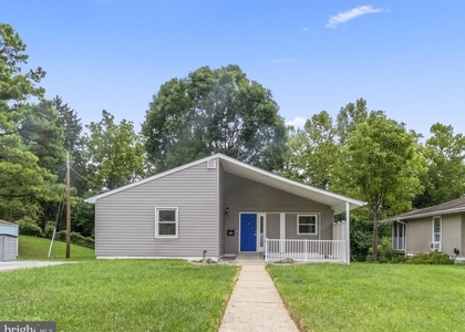 102 Greenmeadow Drive - Photo 1