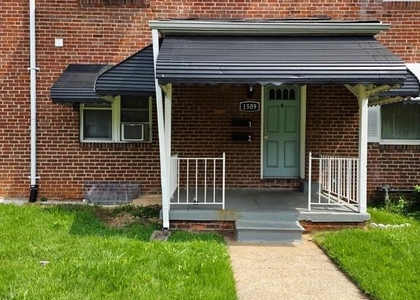 1509 N Decker Avenue - Photo 1