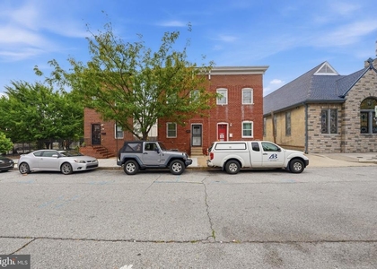 231 N Chester Street - Photo 1