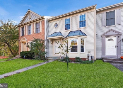 2126 Commissary Circle - Photo 1