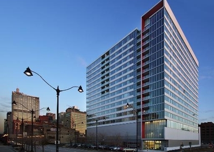 659 W Randolph Street - Photo 1