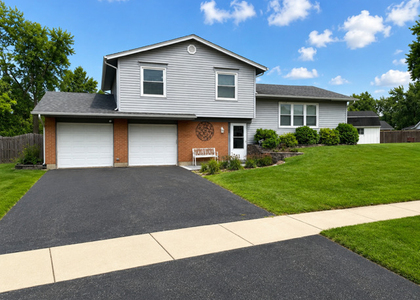 425 Ardglass Court - Photo 1