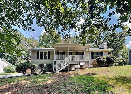 287 Jamie Drive - Photo 1