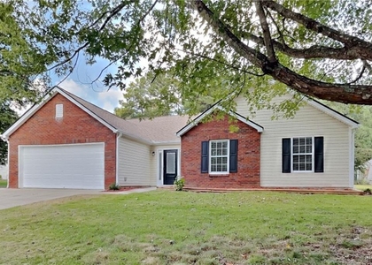 410 Crestbend Lane - Photo 1