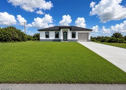 4310 15th Street Sw - Photo 1