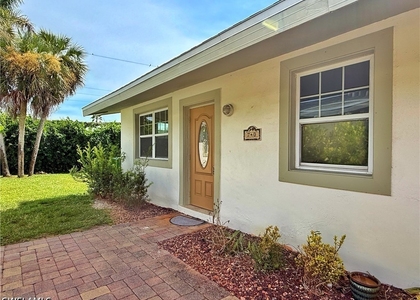740 109th Avenue N - Photo 1