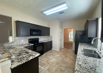 7626 Brighton Knolls Lane - Photo 1