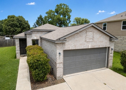 6011 Whitewing Road - Photo 1