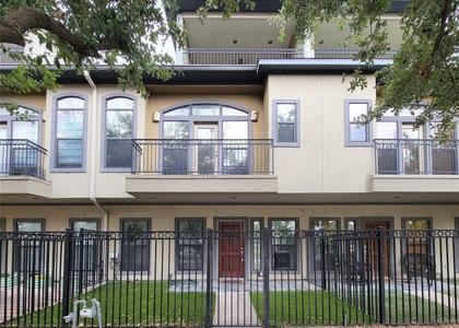 1115 Saint Charles Street - Photo 1