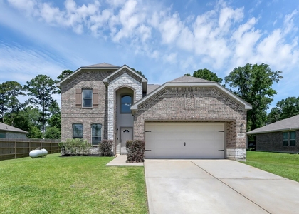 6185 White Oak Leaf Loop - Photo 1