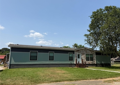 2110 Fm 522 Road - Photo 1