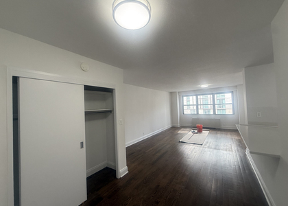 400 East 89th Street - Photo 1