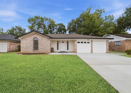 11311 Hazen Street - Photo 1