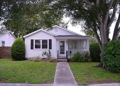 1401 34th Avenue N - Photo 1