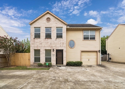 2201 Naomi Street - Photo 1