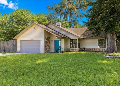 4951 Se 35th Avenue - Photo 1