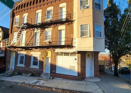 1039 Mechanic Street - Photo 1