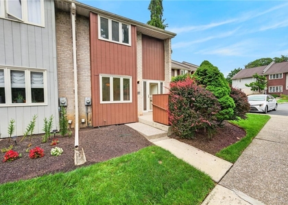 343 Carver Drive - Photo 1