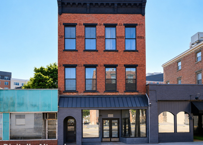 10 Commerce Street - Photo 1