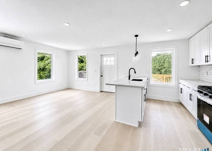 77 Ely Avenue - Photo 1