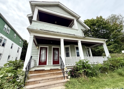 7-9 Lyons Street - Photo 1