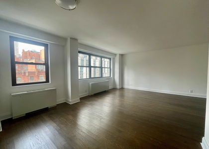 East 89th St - Photo 1