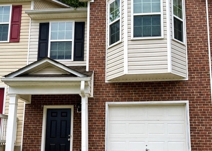 549 Maggie Lane - Photo 1