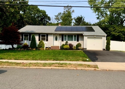 26 Winthrop Rd - Photo 1