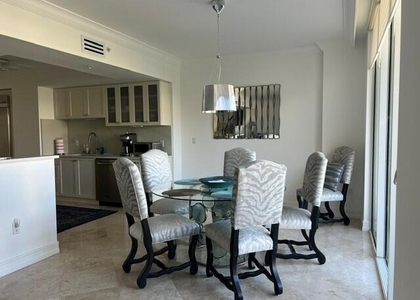 99 Se Mizner Boulevard - Photo 1