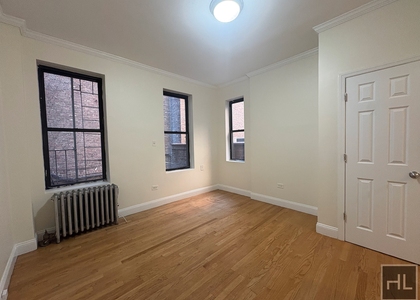 2 Avenue - Photo 1