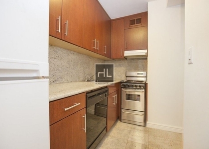 Park Avenue South - Photo 1
