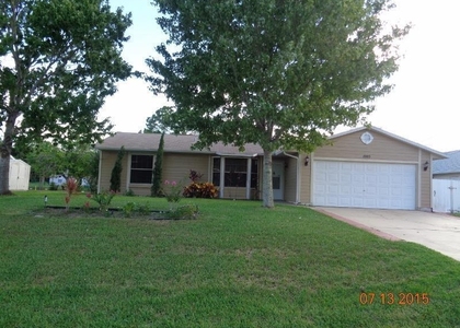 1880 Sw Bradway Lane - Photo 1