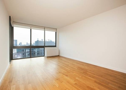 Columbus Avenue - Photo 1