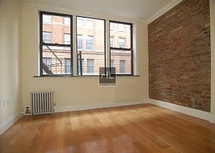 East 26 Street - Photo 1