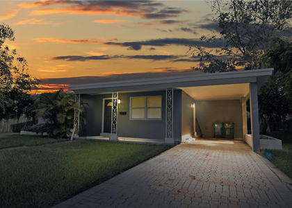 270 Nw 43rd Street - Photo 1