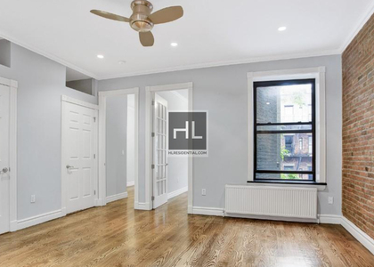 West 50 Street - Photo 1